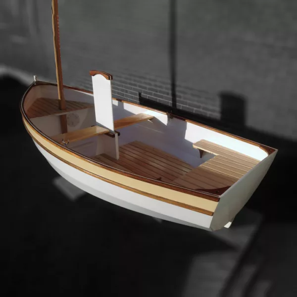 Bateau en kit contreplaqué terminé pret à naviguer